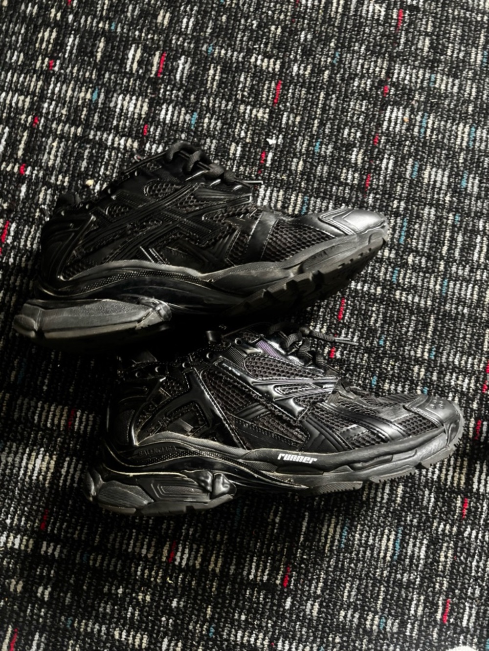 Balenciaga Men's Black Chunky Lace-Up Sneakers - Picture 3 of 8